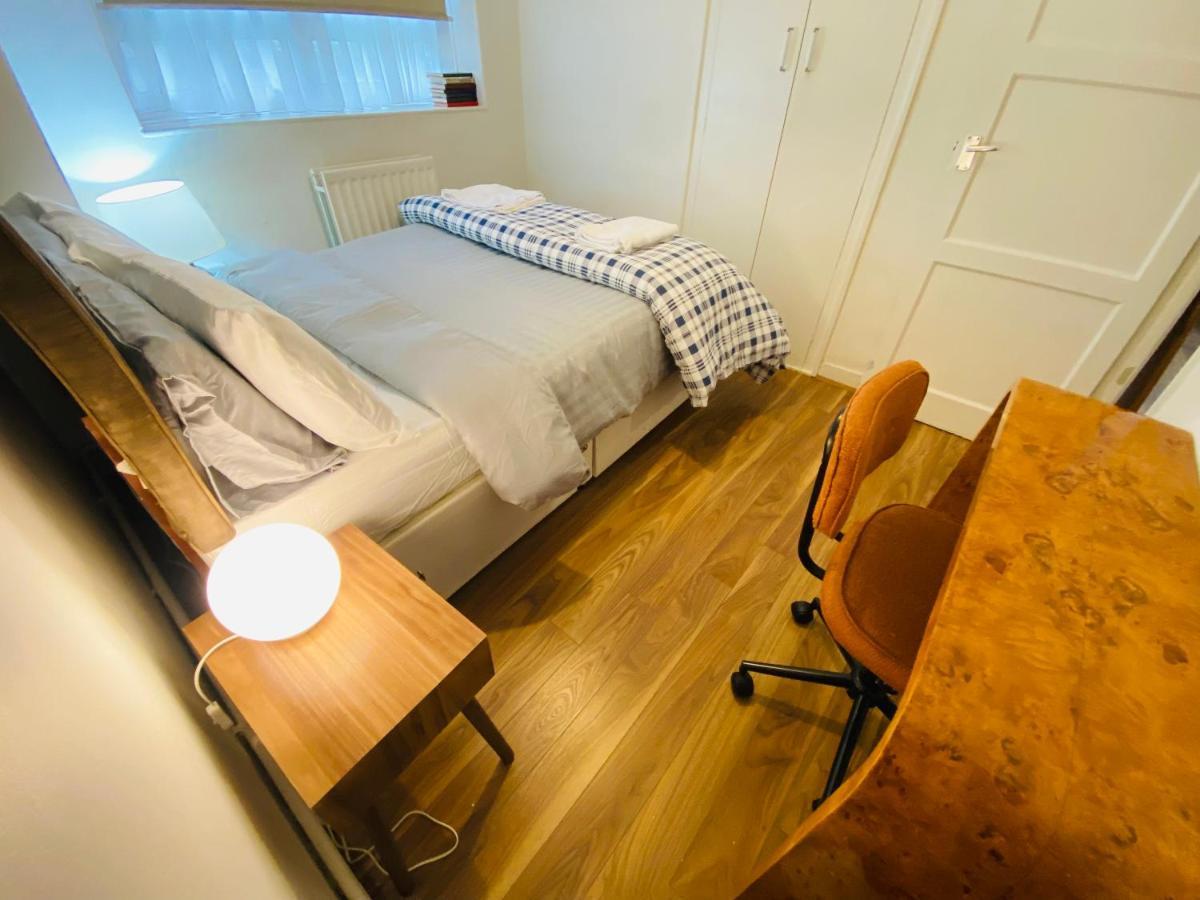 3 Bed Apartment In Camden Londýn Exteriér fotografie