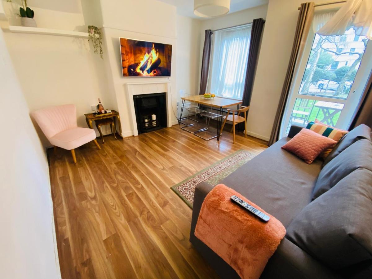 3 Bed Apartment In Camden Londýn Exteriér fotografie
